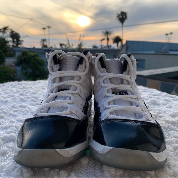 Air Jordan Concord 11 small kids - Picture 3 of 5